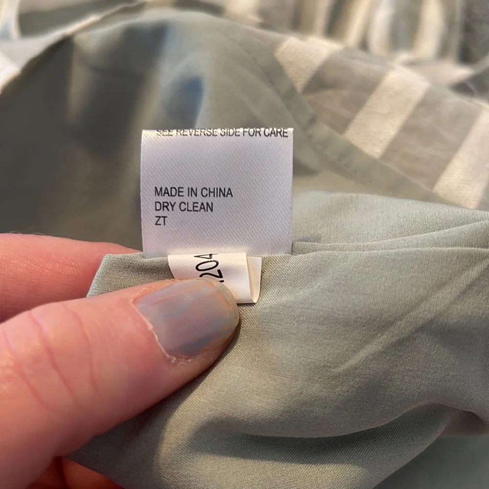 NWT Gianni Bini Sage/White Stripped Slip On Dress w/ shutter sleeves  Size Small - Picture 11 of 12